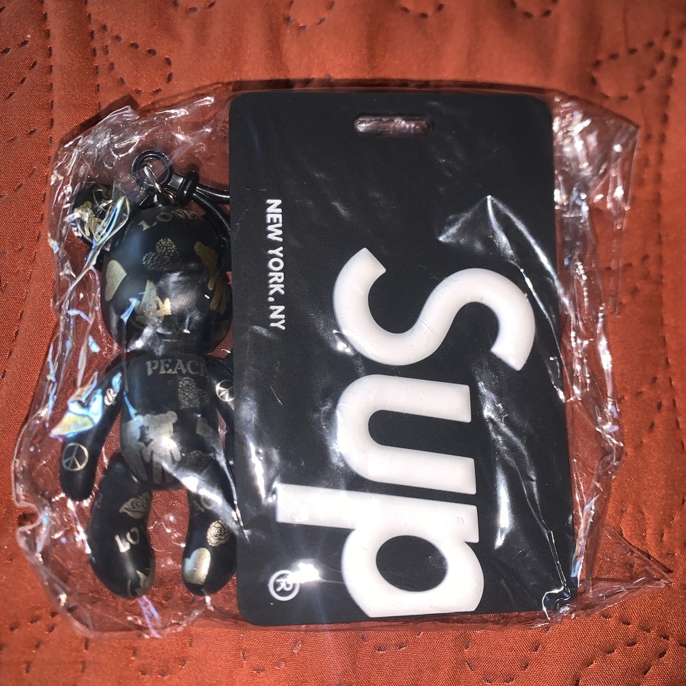 Supreme Name Tag And Key Chains - image 3